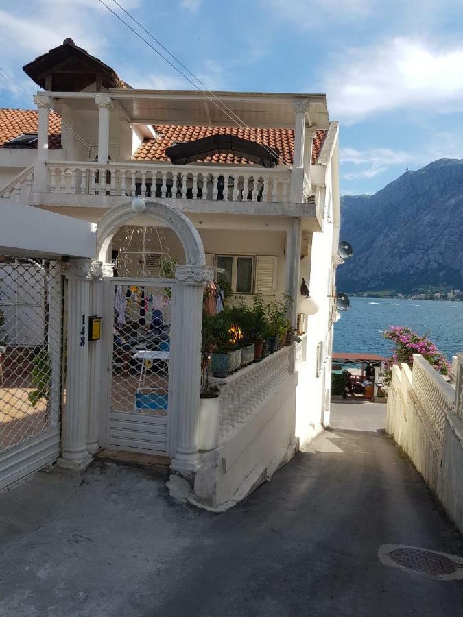 Prčanj Apartments Sovran Vila Marija מראה חיצוני תמונה