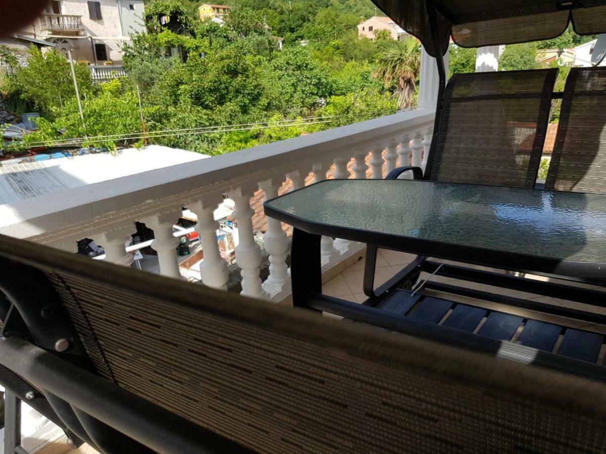 Prčanj Apartments Sovran Vila Marija מראה חיצוני תמונה