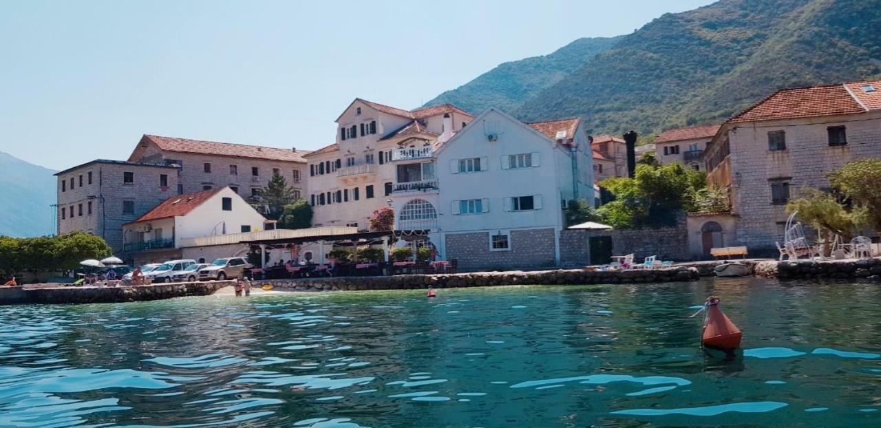 Prčanj Apartments Sovran Vila Marija מראה חיצוני תמונה